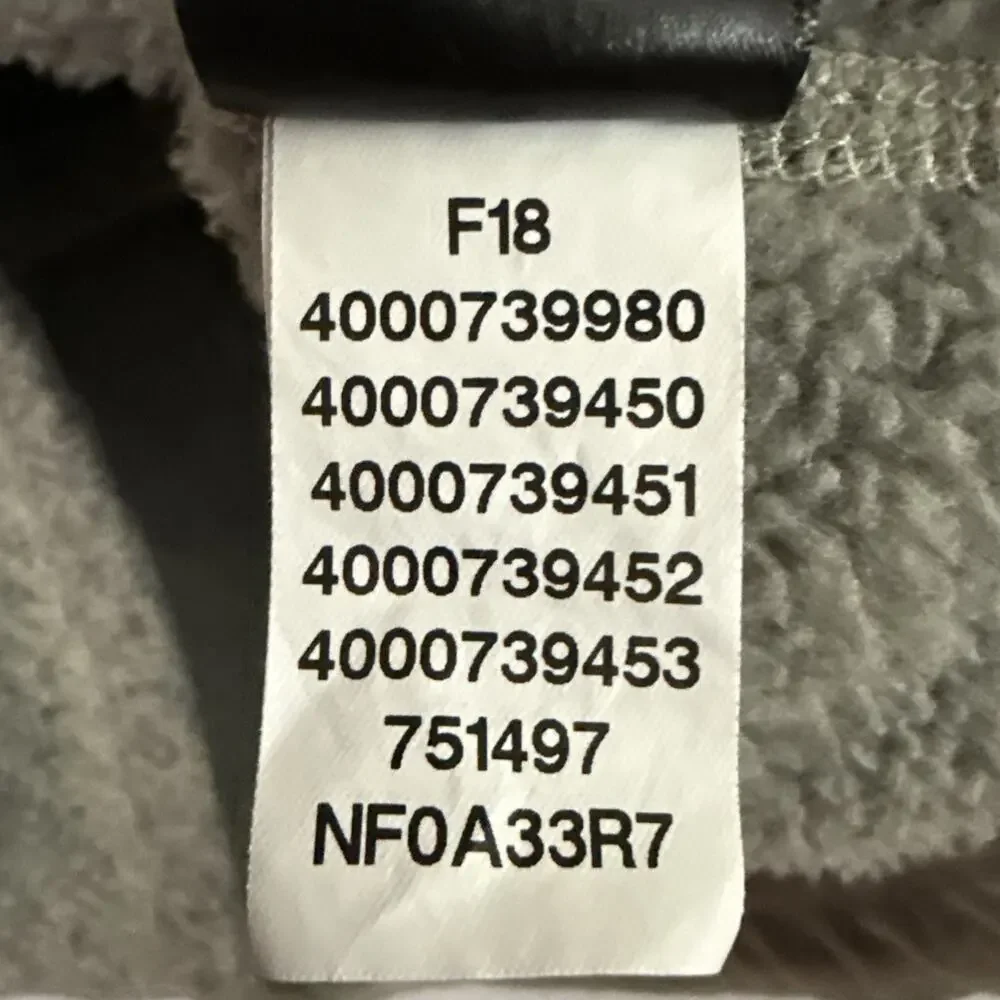 The North Face Gordon Lyons Men’s Large Gray Quarter Zip Fleece Pullover